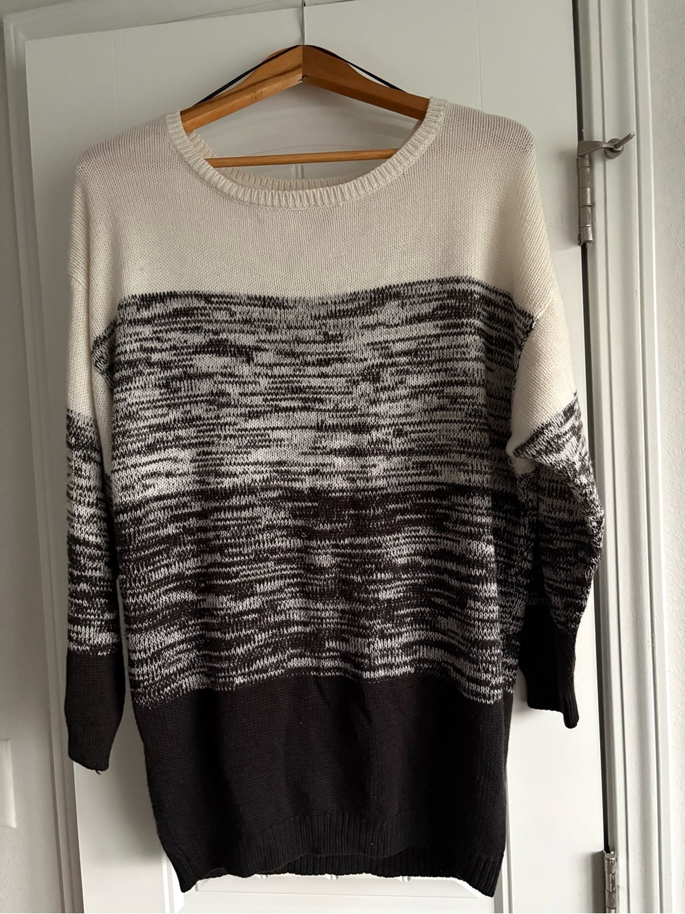 H&M Black and Cream Ombre Crew Neck Sweater